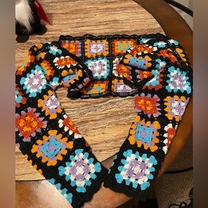 Multi color knitted cropped sweater